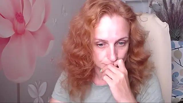 Snapshot of Venus_love1 chatting on 06/12/26, 04:39 Venus love1 online show from 06/12/26, 04:39