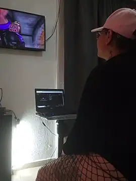 agnesvela online show from 04/10/26, 07:46