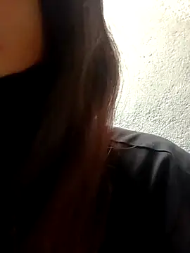 Snapshot of Aaisha-16 chatting on 11/07/25, 02:44 Aaisha-16 online show from 11/07/25, 02:44