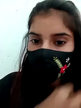 Snapshot of Aaisha-16 chatting on 11/10/25, 01:59 Aaisha-16 online show from 11/10/25, 01:59