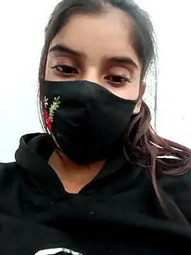 Snapshot of Aaisha-16 chatting on 11/11/25, 02:22 Aaisha-16 online show from 11/11/25, 02:22