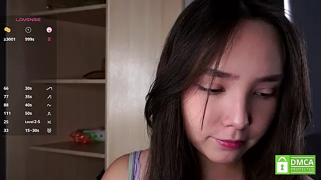 RenaeConnerley online show from 10/04/25, 05:27