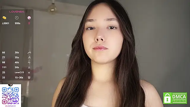 RenaeConnerley online show from 10/18/25, 03:42