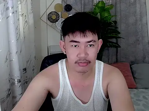 Snapshot of NaughtyGlow97 chatting on 09/15/25, 01:27 NaughtyGlow97 online show from 09/15/25, 01:27
