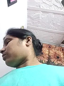 aliya-jaan71 online show from 11/18/25, 08:24