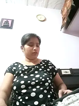 aliya-jaan71 online show from 05/11/26, 12:33