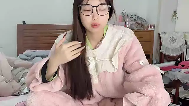 Akong11 online show from 12/14/25, 03:12