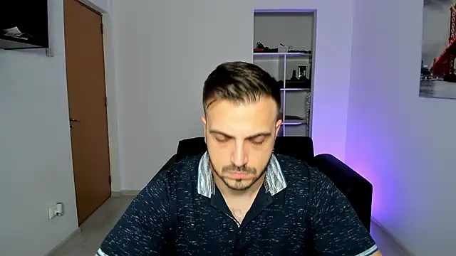 Snapshot of Jace_Thorne chatting on 09/23/25, 05:38 Jace Thorne online show from 09/23/25, 05:38