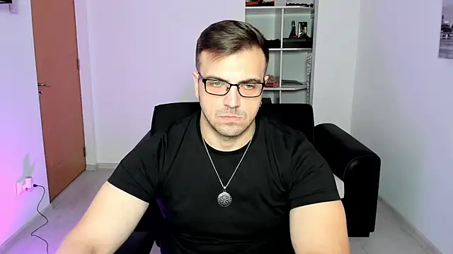 Snapshot of Jace_Thorne chatting on 09/30/25, 06:13 Jace Thorne online show from 09/30/25, 06:13