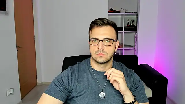 Snapshot of Jace_Thorne chatting on 10/02/25, 05:53 Jace Thorne online show from 10/02/25, 05:53