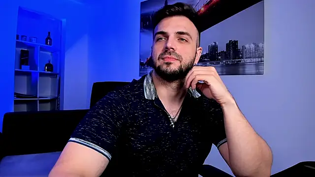 Snapshot of Jace_Thorne chatting on 12/19/25, 02:18 Jace Thorne online show from 12/19/25, 02:18