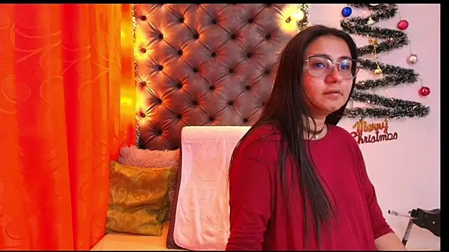 Luna021 1 online show from 12/17/25, 07:53