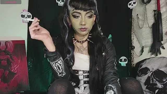 agathaaiko6 online show from 10/24/25, 12:30