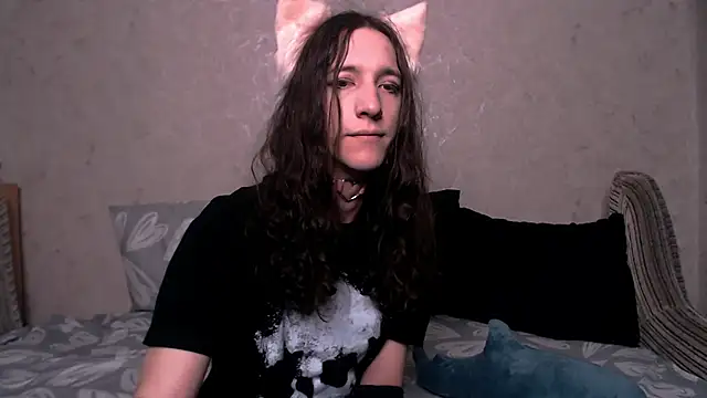 SilverMuse  online show from 10/12/25, 02:32