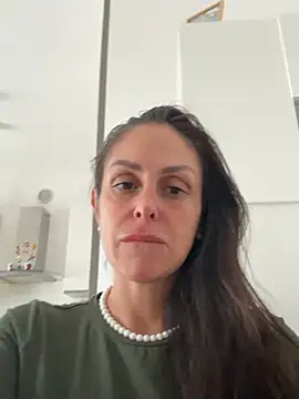 ainaht online show from 04/11/26, 01:37