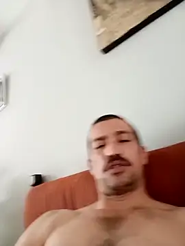 zamir adam online show from 11/11/25, 06:52