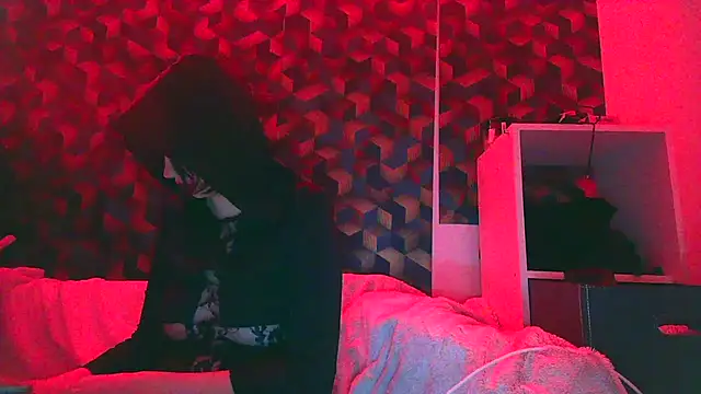 Snapshot of MaitresseMermaid chatting on 10/31/25, 06:31 MaitresseMermaid online show from 10/31/25, 06:31