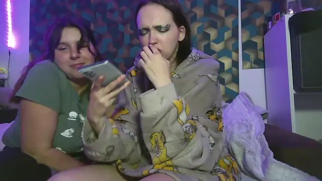 Snapshot of MaitresseMermaid chatting on 11/11/25, 08:31 MaitresseMermaid online show from 11/11/25, 08:31