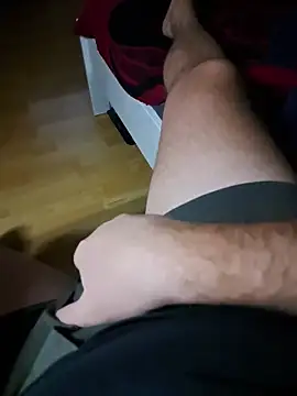 Snapshot of Pyromanancer chatting on 11/24/25, 07:13 Pyromanancer online show from 11/24/25, 07:13