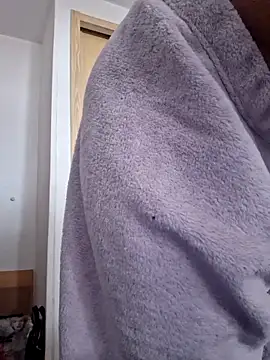 Lauraxxsteen online show from 11/06/25, 09:21