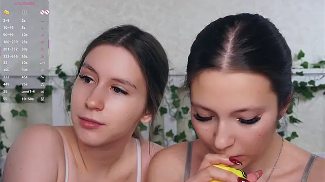 GabrielleLynchard online show from 02/12/26, 09:43