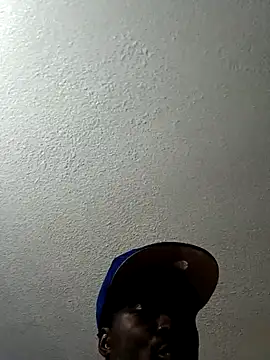 Snapshot of ChocolatebbC4u chatting on 11/09/25, 10:02 ChocolatebbC4u online show from 11/09/25, 10:02