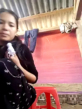 Snapshot of huexixi chatting on 10/07/25, 04:31 huexixi online show from 10/07/25, 04:31