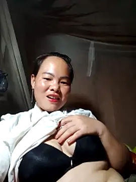 emilyzz online show from 03/29/26, 08:25