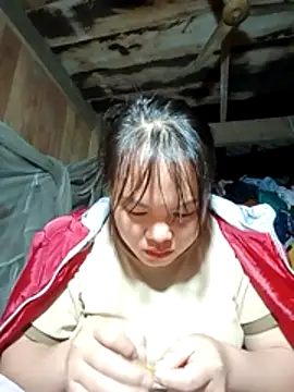 emilyzz online show from 05/10/26, 03:01