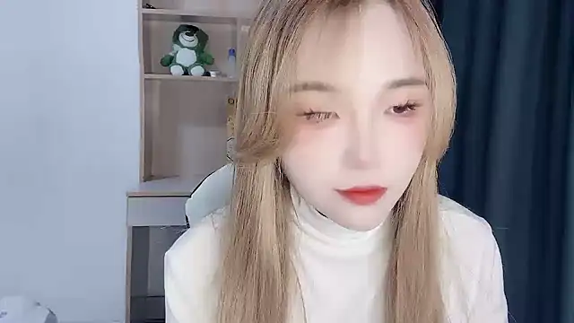 W-Sunflower online show from 10/14/25, 05:41