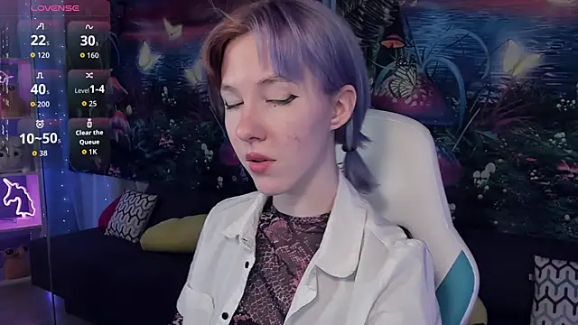 Snapshot of JessieRich chatting on 10/06/25, 08:17 JessieRich online show from 10/06/25, 08:17