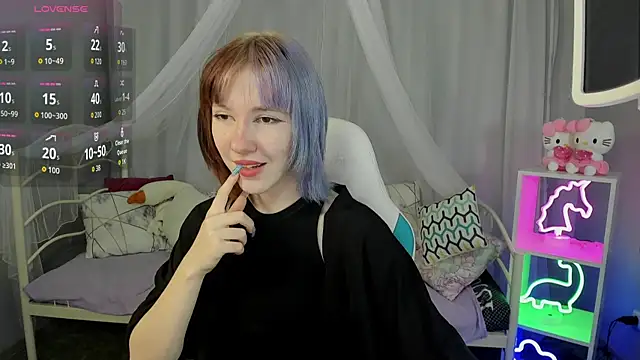 Snapshot of JessieRich chatting on 10/11/25, 09:02 JessieRich online show from 10/11/25, 09:02