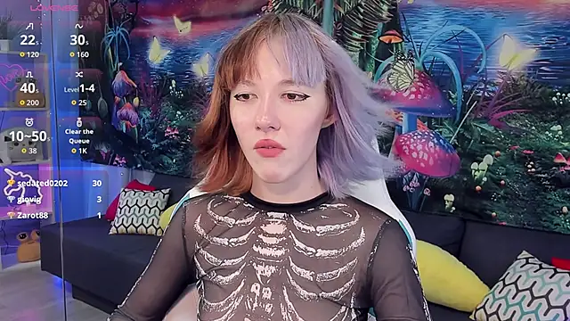 Snapshot of JessieRich chatting on 10/15/25, 10:37 JessieRich online show from 10/15/25, 10:37