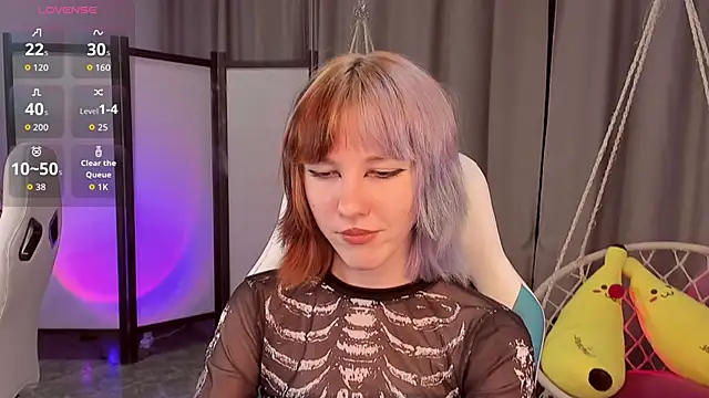 Snapshot of JessieRich chatting on 10/17/25, 07:38 JessieRich online show from 10/17/25, 07:38