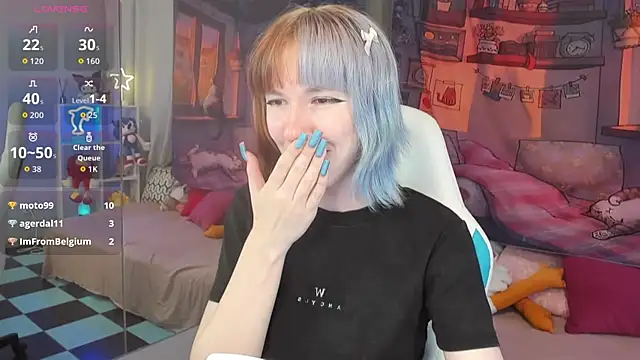 Snapshot of JessieRich chatting on 10/19/25, 09:15 JessieRich online show from 10/19/25, 09:15