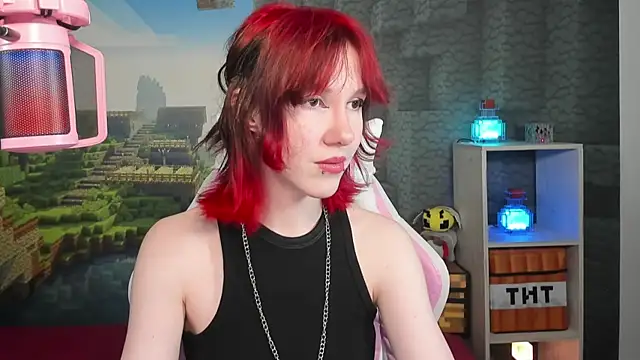 Snapshot of JessieRich chatting on 11/24/25, 08:30 JessieRich online show from 11/24/25, 08:30