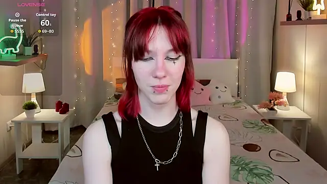 Snapshot of JessieRich chatting on 11/28/25, 08:22 JessieRich online show from 11/28/25, 08:22