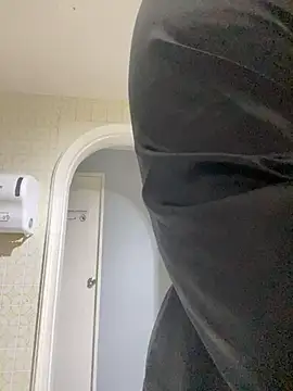 krisstenSantos online show from 11/12/25, 11:43