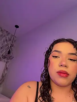 krisstenSantos online show from 04/07/26, 01:44