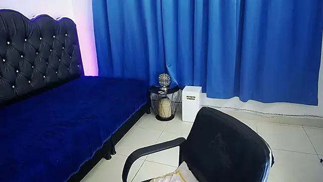 Cordelia Perlman online show from 12/04/25, 12:47