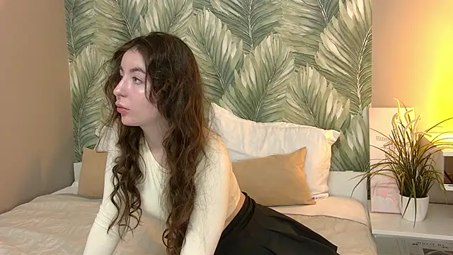 LilithLane online show from 11/23/25, 02:17