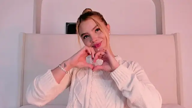 Sofi glow online show from 03/23/26, 09:30