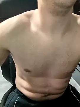 Snapshot of gabela200 chatting on 10/27/25, 07:45 gabela200 online show from 10/27/25, 07:45