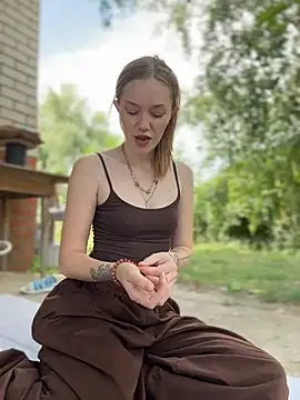 MilaMoone online show from 06/24/26, 11:20