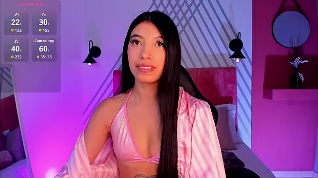 Tiffany Low online show from 09/25/25, 02:21