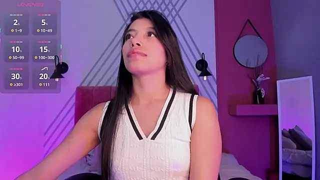 Tiffany Low online show from 10/12/25, 05:56