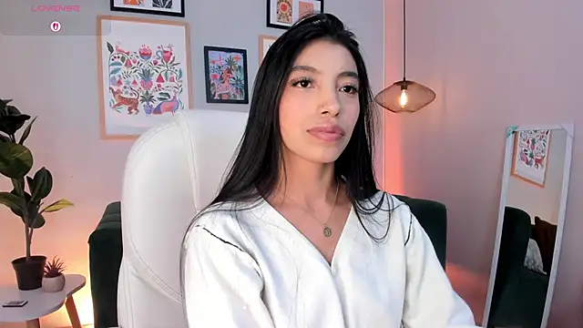 Tiffany Low online show from 06/21/26, 04:53