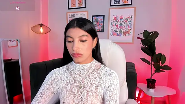 Tiffany Low online show from 06/26/26, 04:44