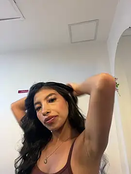 Tiffany Low online show from 06/27/26, 12:22