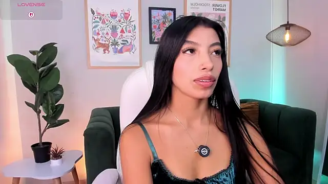 Tiffany Low online show from 07/20/26, 12:18